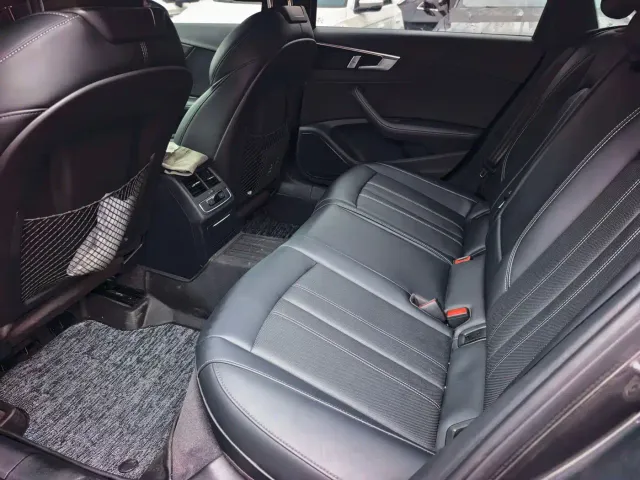 Audi A4L — Фото автомобиля 5