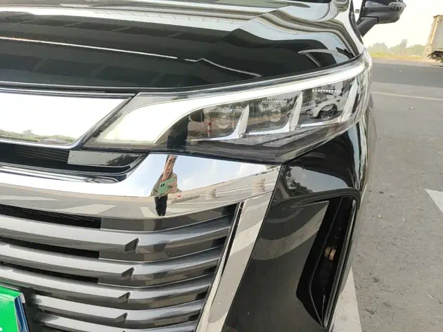 GAC Trumpchi M6 — Фото автомобиля 23