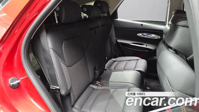 Genesis GV70 2.5T Бензин 2WD — Фото автомобиля 28