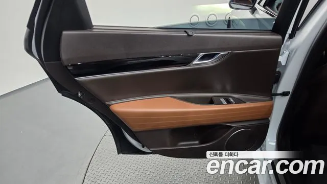 Genesis G80 RG3 — Фото автомобиля 14