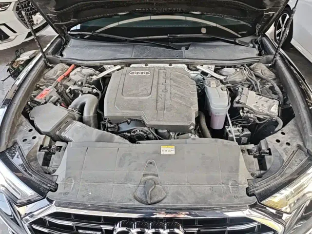 Audi A6L — Фото автомобиля 19