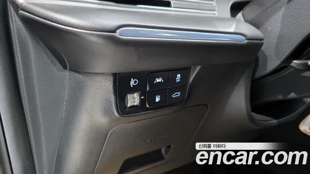 Hyundai Grandeur — Фото автомобиля 12