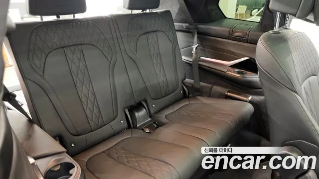 BMW X7 G07 — Фото автомобиля 18