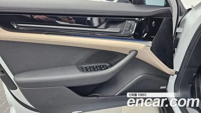 Porsche Panamera 976 — Фото автомобиля 24