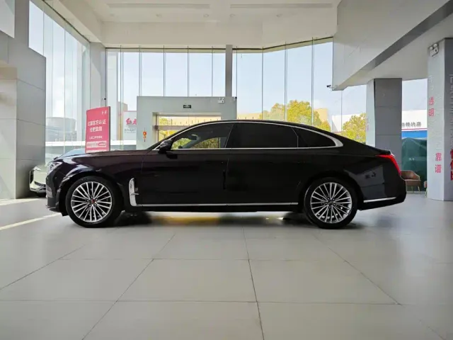 Hongqi H9 — Фото автомобиля 3