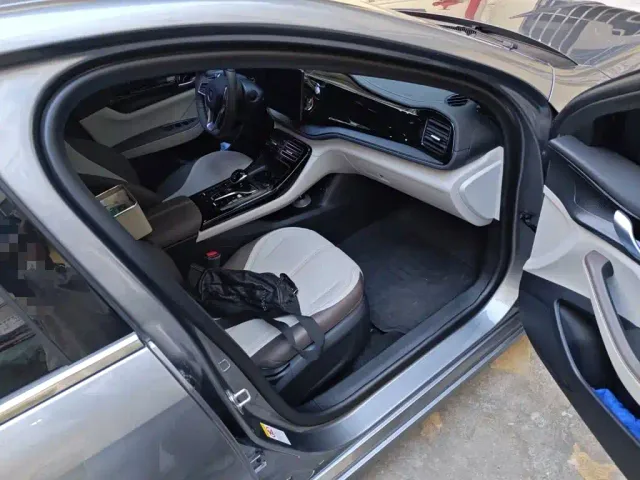 BYD Qin PLUS — Фото автомобиля 19