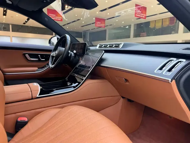 Mercedes-Benz S-Class — Фото автомобиля 21