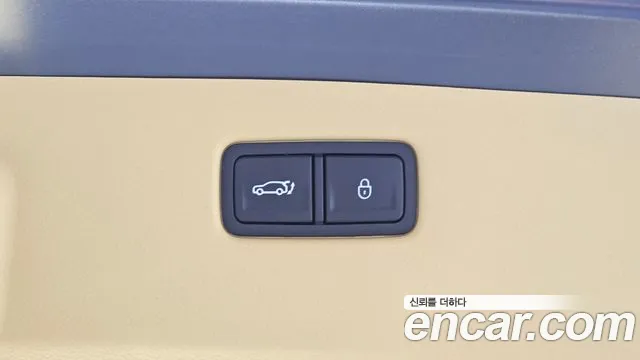 Genesis GV60 — Фото автомобиля 14