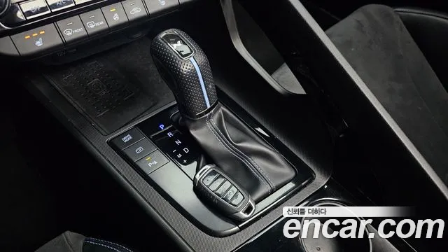 Hyundai AVANTE — Фото автомобиля 9