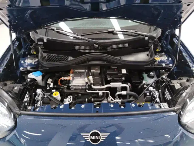 MINI Electric MINI ACEMAN — Фото автомобиля 10