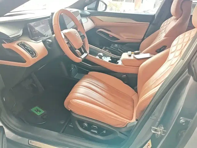 BYD Song L EV — Фото автомобиля 14
