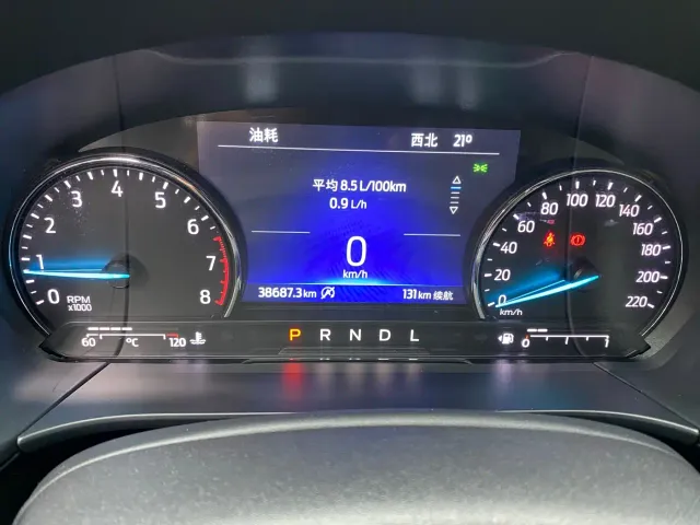 Ford Escape — Фото автомобиля 14