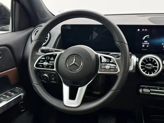 Mercedes-Benz GLB-Class — Фото автомобиля 12