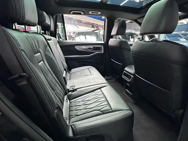 GAC Trumpchi GS8 — Фото автомобиля 30