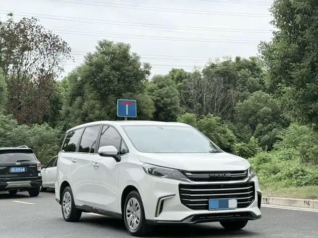 Maxus G50 — Фото автомобиля 3