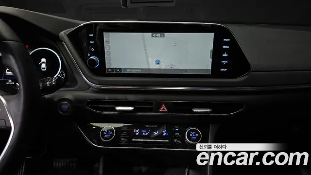 Hyundai Sonata — Фото автомобиля 14
