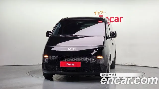 Hyundai Staria Staria Карго 3 места — Фото автомобиля 3