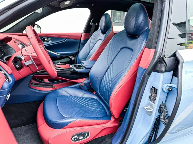 Aston Martin DBX — Фото автомобиля 4