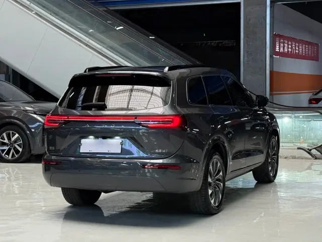 Aito M7 — Фото автомобиля 7