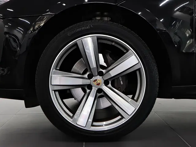 Porsche Macan — Фото автомобиля 8