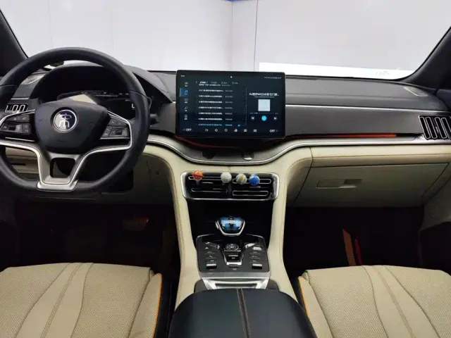 BYD Song PLUS — Фото автомобиля 12