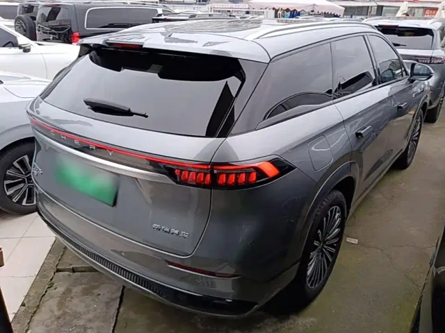 Chery Tiggo 9 C-DM — Фото автомобиля 6