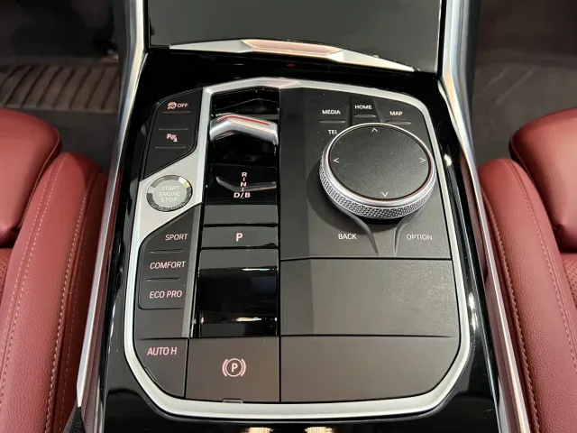 BMW i3 — Фото автомобиля 8