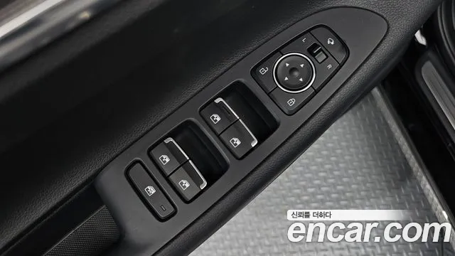 Hyundai Grandeur Новый Grandeur IG 3.0 LPi (Для проката) — Фото автомобиля 22