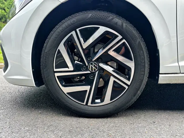Volkswagen Sagitar — Фото автомобиля 5