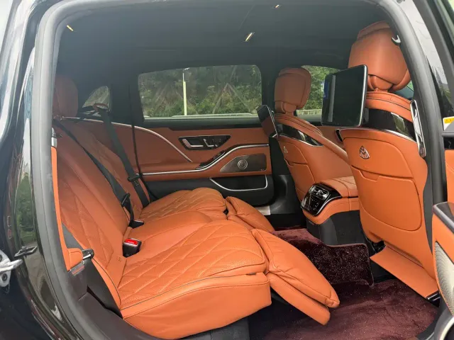 Mercedes-Benz Maybach S-Class — Фото автомобиля 10