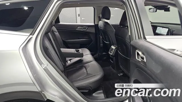 Kia Sportage Sportage 5-е поколение Дизель 2.0 2WD — Фото автомобиля 11