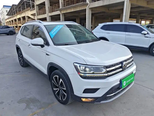 Volkswagen Tharu — Фото автомобиля 3