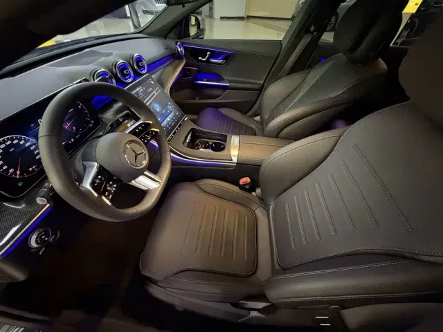 Mercedes-Benz C-Class — Фото автомобиля 3