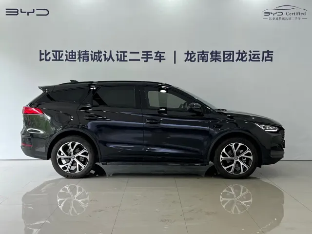 BYD Tang — Фото автомобиля 10