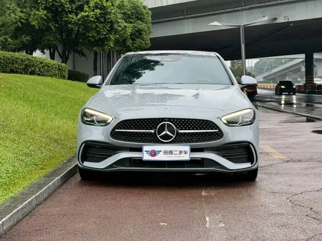 Mercedes-Benz C-Class — Фото автомобиля 2