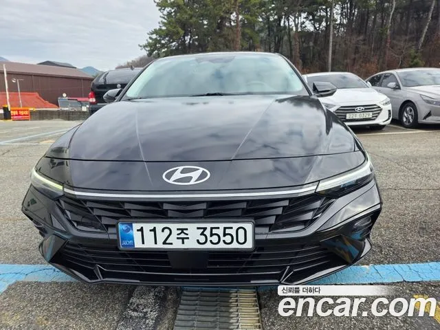 Фотография автомобиля — Hyundai AVANTE