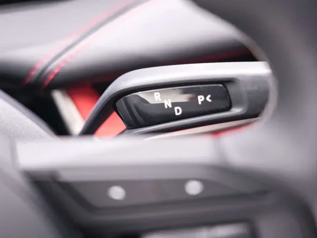 Xiaomi SU7 — Фото автомобиля 12