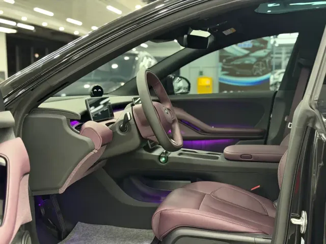 Nio ET5 Touring — Фото автомобиля 7