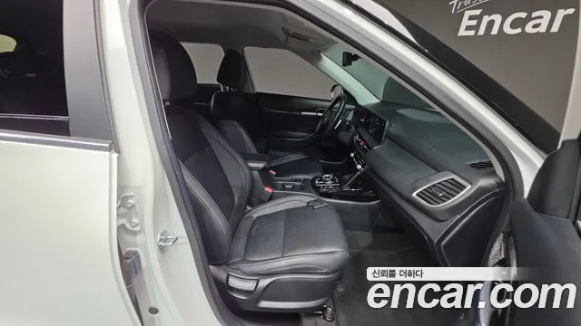 Kia Seltos New — Фото автомобиля 16