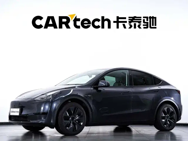Фотография автомобиля — Tesla Model Y