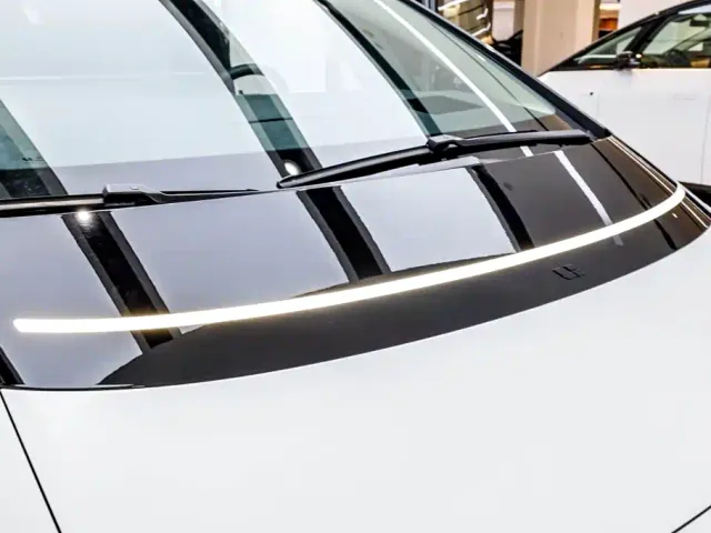 Li Auto Li Auto MEGA 2024 Ultra — Фото автомобиля 13