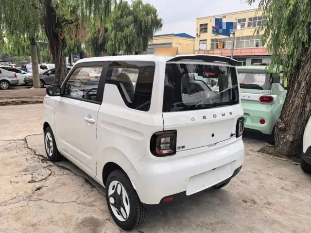 Geely Panda — Фото автомобиля 4