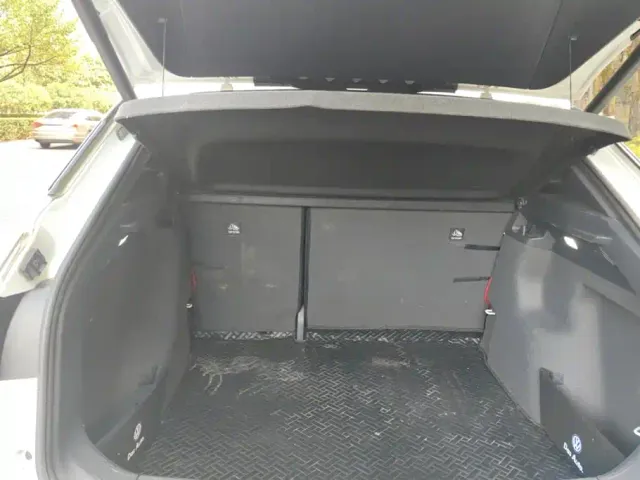 Volkswagen ID.4 Crozz — Фото автомобиля 4