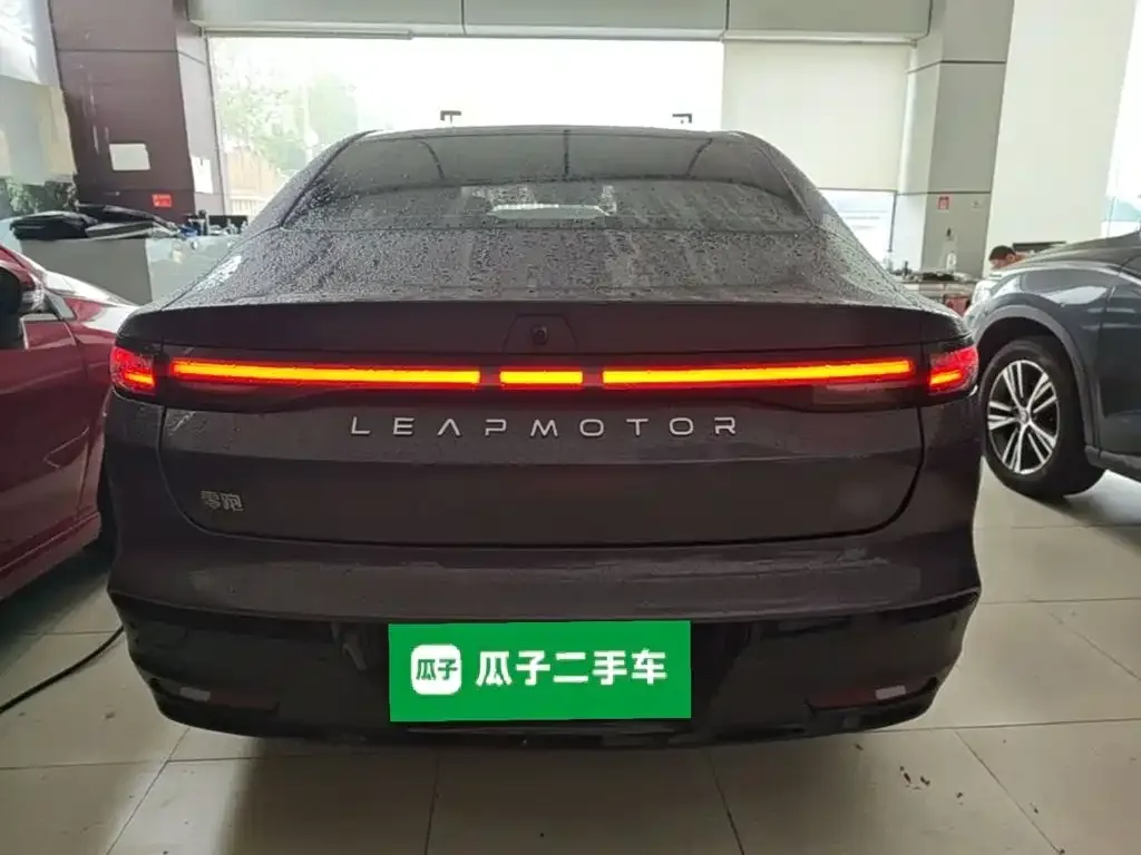 Leapmotor Leapmotor B01 2026 Model 550 Joy Edition — Фото автомобиля 5