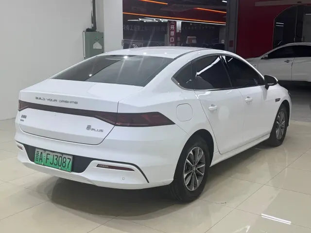 BYD Qin PLUS — Фото автомобиля 5