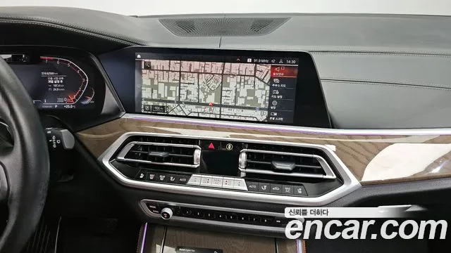 BMW X5 — Фото автомобиля 12