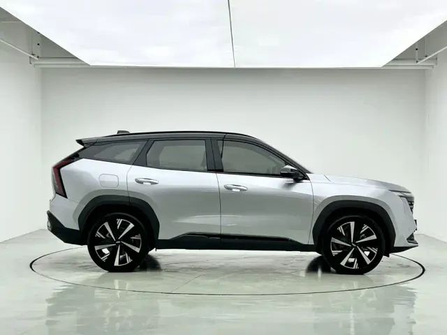 Geely Boyue L — Фото автомобиля 9