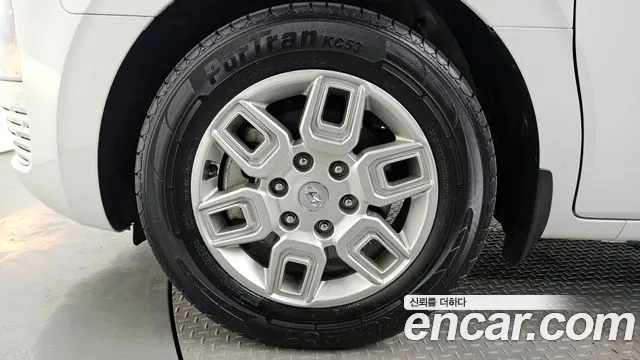 Hyundai Staria Staria Tourer 11 мест — Фото автомобиля 5