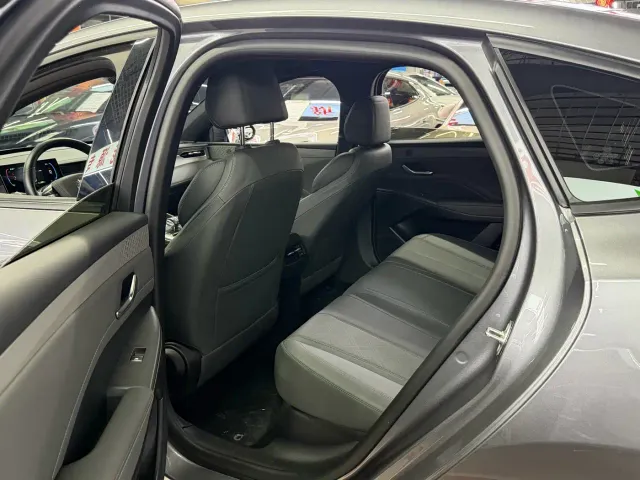 BYD Qin PLUS — Фото автомобиля 8