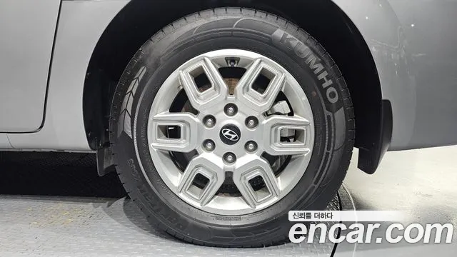 Hyundai Staria Staria — Фото автомобиля 5
